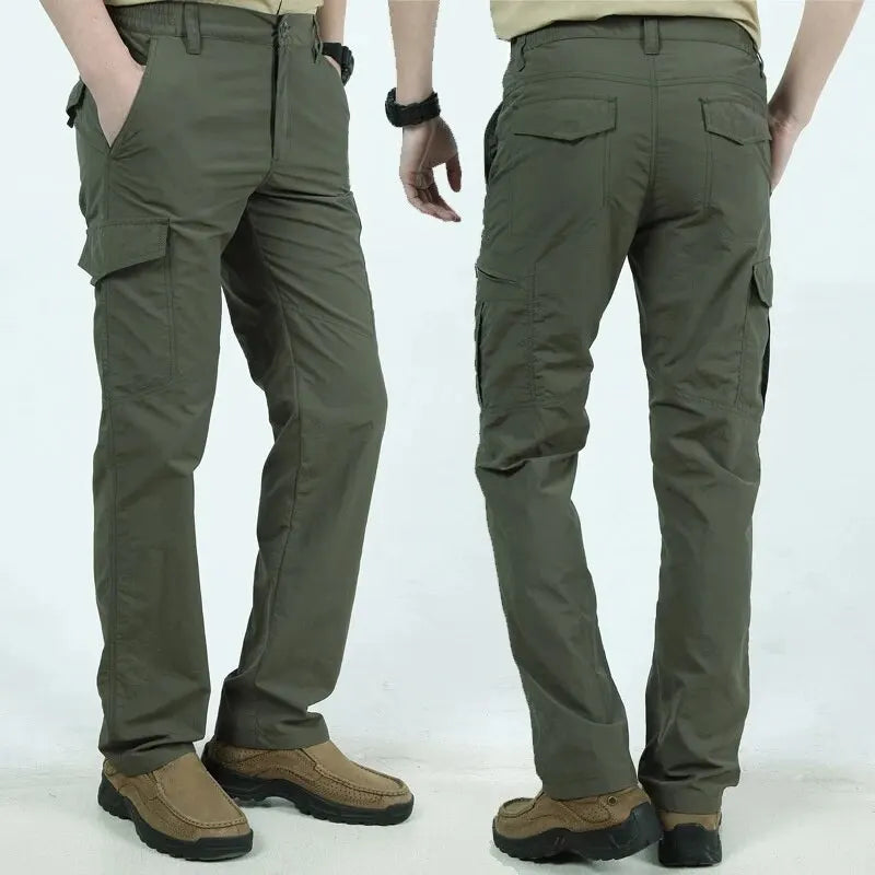 Calças estilo militar