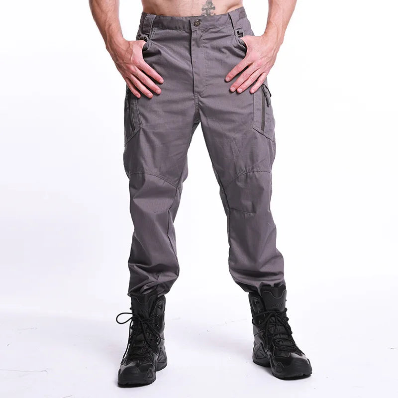Calças estilo militar