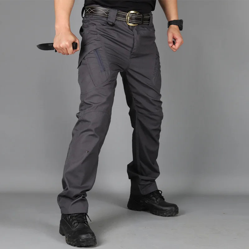 Calças estilo militar